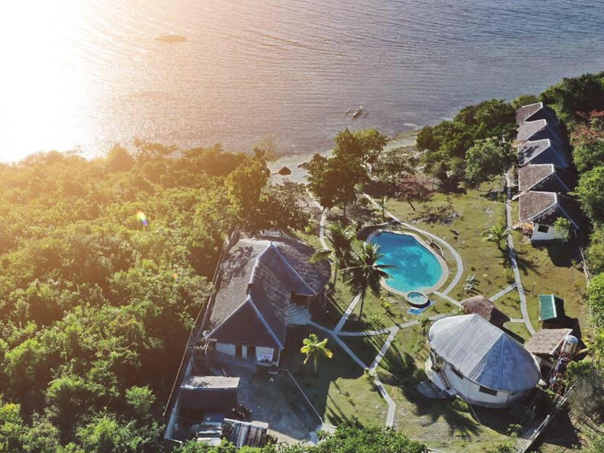Cuestas Beach Resort And Restaurant Badian Εξωτερικό φωτογραφία
