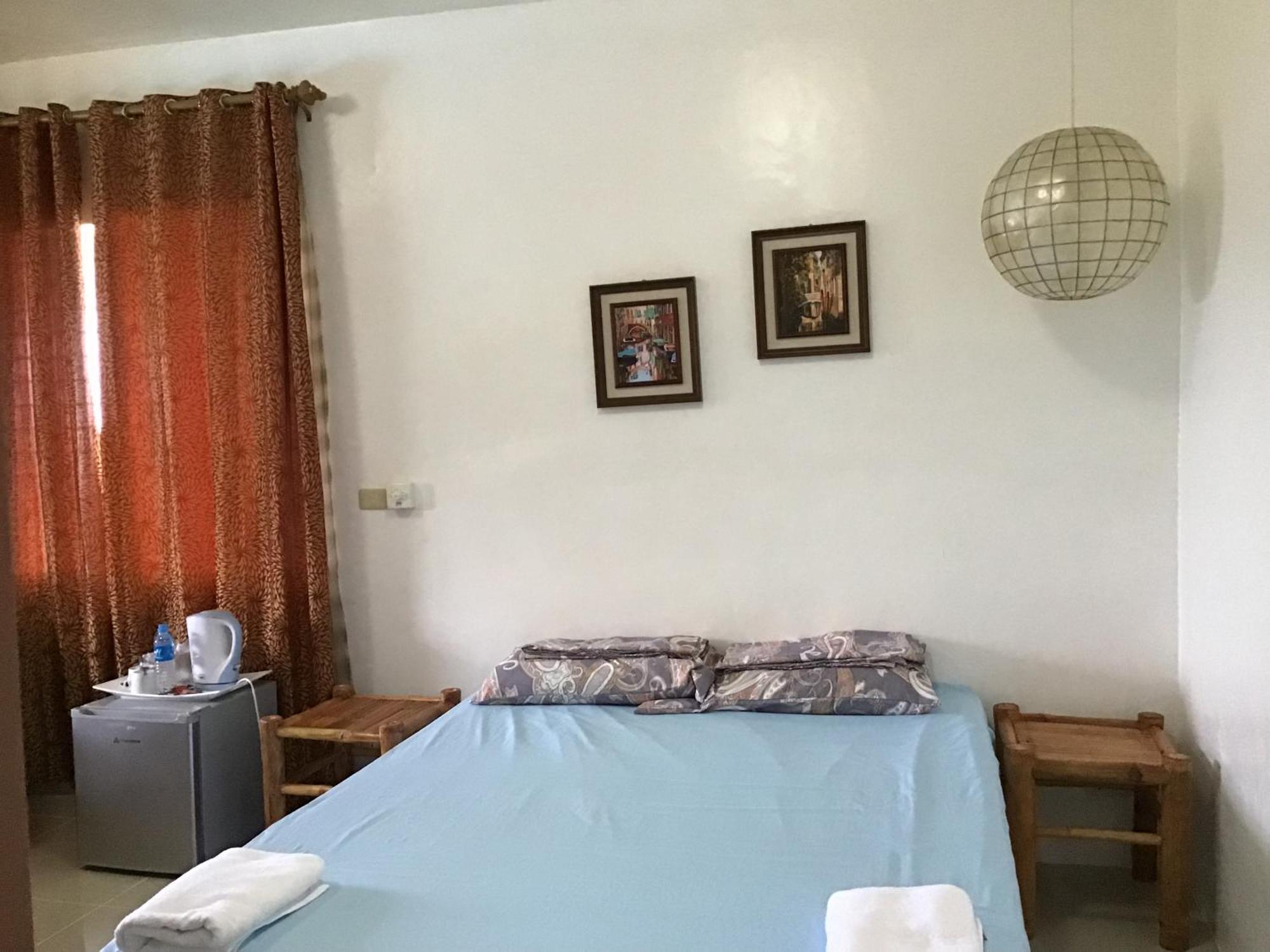 Cuestas Beach Resort And Restaurant Badian Εξωτερικό φωτογραφία
