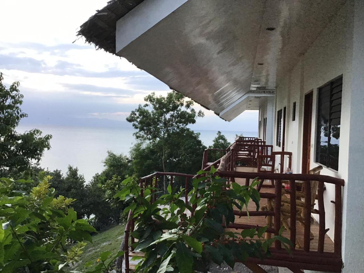 Cuestas Beach Resort And Restaurant Badian Εξωτερικό φωτογραφία